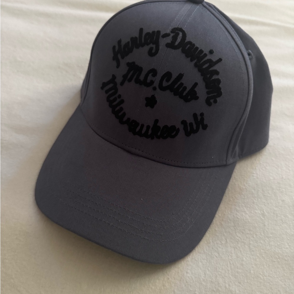Harley Davis cap - Picture 2 of 2